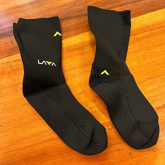 Xterra LAVA Booties - Picture 2 of 2